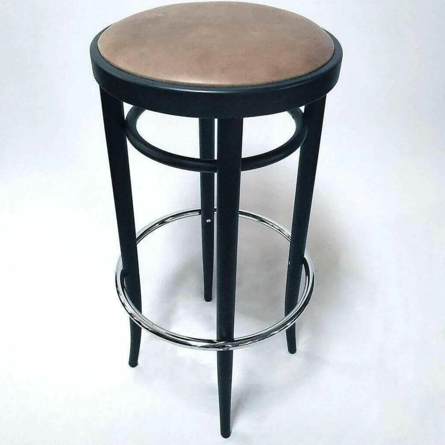 204 PH Bugholzbarhocker Leder Pure Materials Esche Schwarz Lackiert