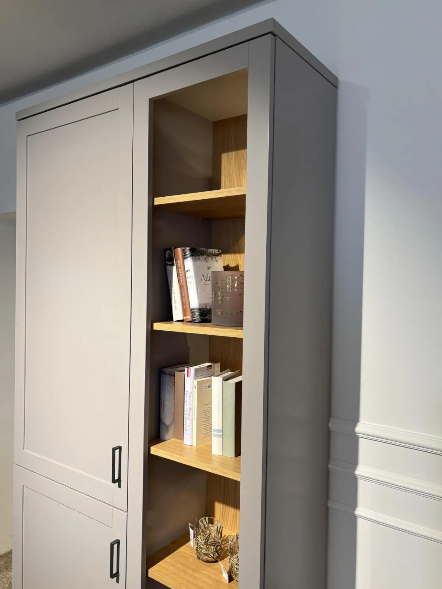 Anbauwand Caseda Lack Platingrau Mit Beleuchtung Und Trafo