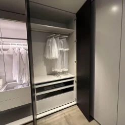 Ankleide Collect Plus Korpus Lack Greige Beige Front Raucheiche Dunkel Schwarz Mit Beleuchtung