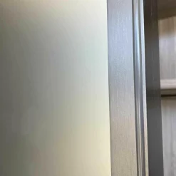 Ankleide Gliss Master Korpus Böden Rückwand aus Zirbelkiefer Silber mit Beleuchtung