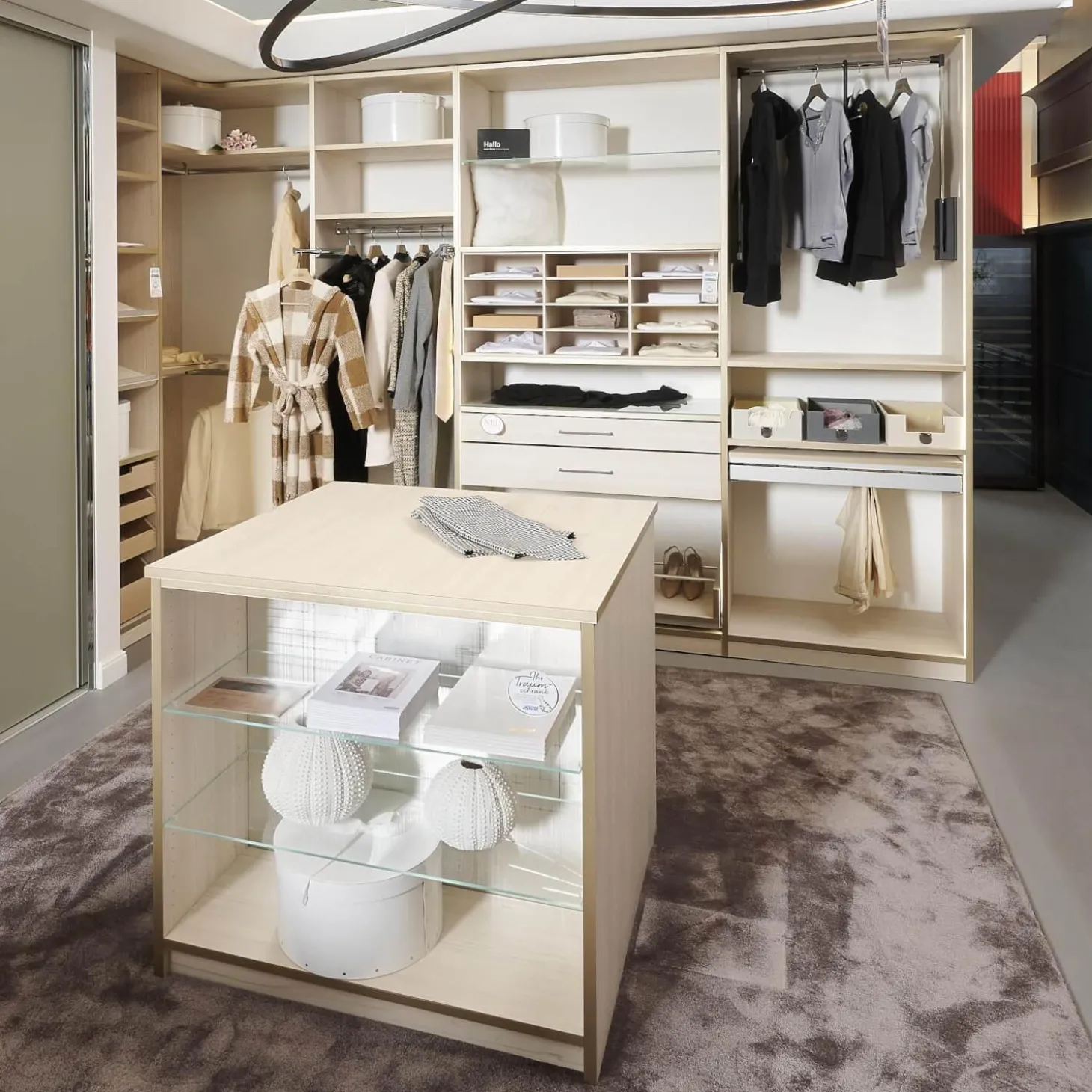 Ankleide Holzdekor Sockelleiste Fjord Decor Glasoptik Bronce Gebürstet Mit Insel Und Beleuchtung