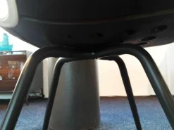 Armlehnenstuhl Ginger Ale Leder Latte Bianco Weiß Gestell Schwarz Lackiert