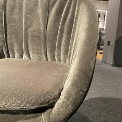 Armlehnstuhl 2043 Dan Stoff Charmellle Cloud 81 Beige Drehgestell Schwarz Mit Rückholmechanik