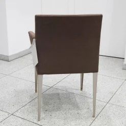 Armlehnstuhl Melandra Gestell A Matt Vernickelt