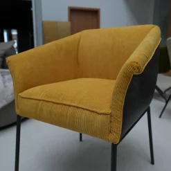 Armlehnstuhl Milo Leder Glove Dolphin Stoff Lisboa Col. 20 Gestell Metall Anthrazit M23