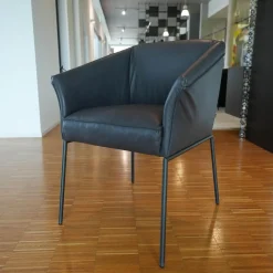 Armlehnstuhl Milo Leder Glove Dolphin 451 Gestell Metall Anthrazit M23