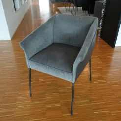 Armlehnstuhl Milo Leder Glove Dolphin 451 Stoff Seven Grey 65 Gestell Metall Anthrazit M23