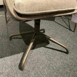 Armlehnstuhl Sophie Moover Stoff Cozy 022 Taupe Beige Außen Leder Belsoave Stone Beige Drehgestell Rauchbraun