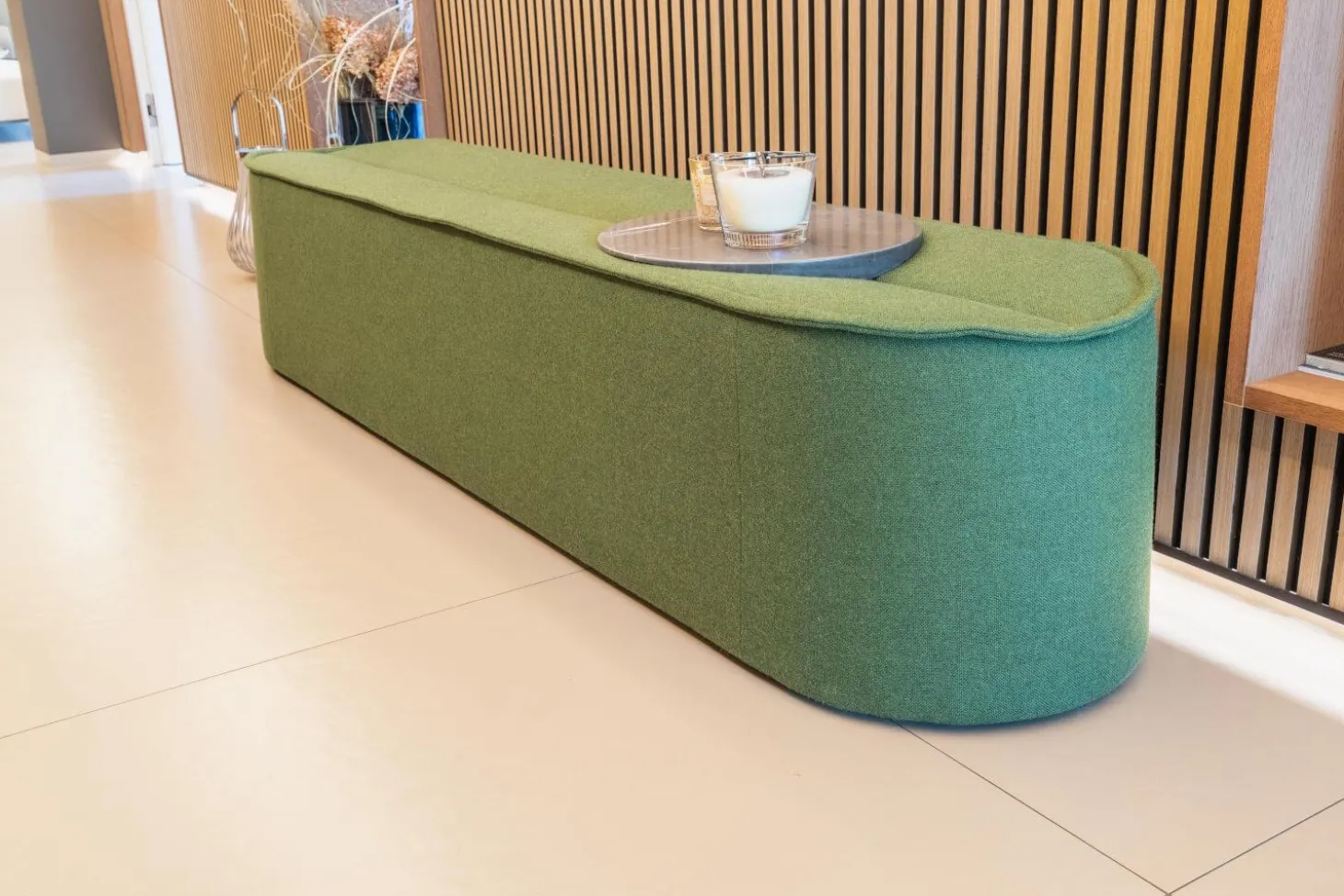 Bank Nenou Stoff 9725 Moos Grün Mit Tablett Stein Grafite Brown Patinato