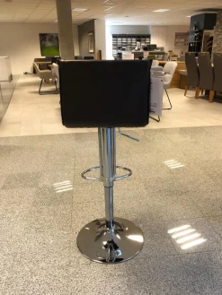 Barhocker Modell 1213 Leder 81 005 Braun Gestell Chrom Glänzend