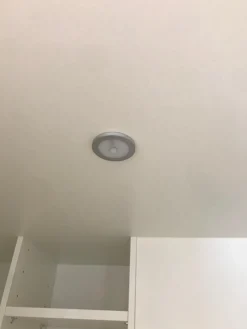 Begehbarer Eck-Kleiderschrank Modell ROOM X Reinweiß Kunststoff Melaminharzoberfläche Inklusive Beleuchtung