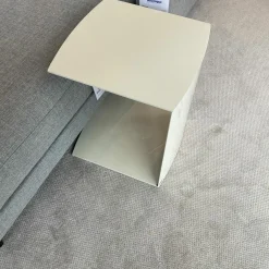 Beistelltisch 8300-517 Platte Weiß Hochglanz Lackiert Gestell Weiß