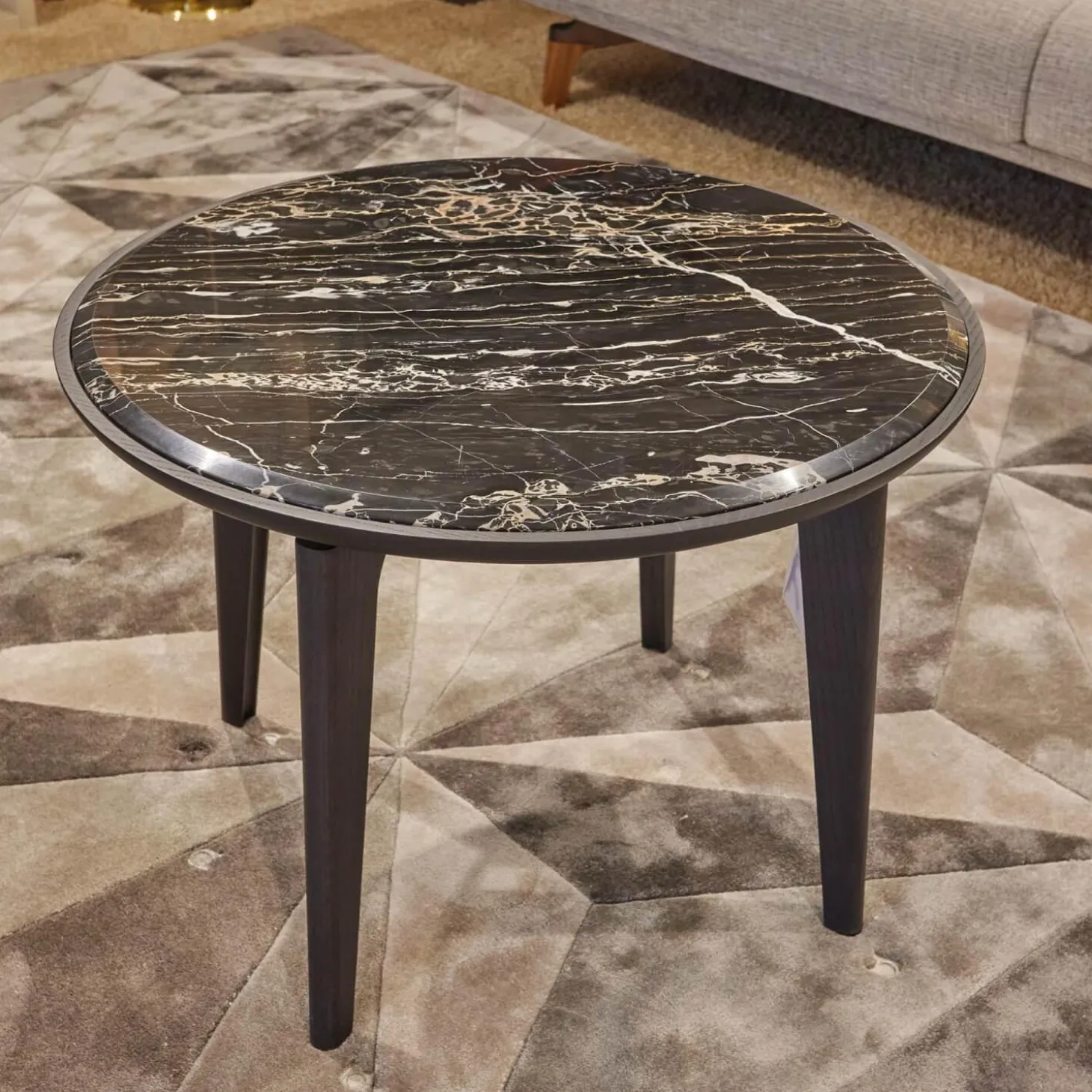 Beistelltisch Blend Marmor Schwarz Gestell Eschenholz