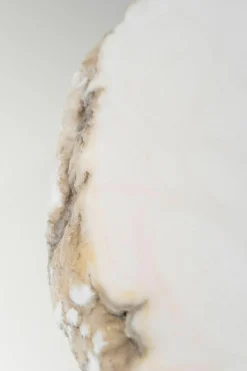 Beistelltisch Cicladi CLD010 Platte Alabaster Natur Gestell Chrom