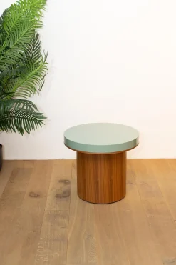 Beistelltisch Dress Up Platte Lack Salvia Blau Gestell Nussbaum