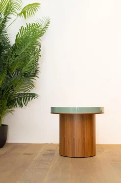 Beistelltisch Dress Up Platte Lack Salvia Blau Gestell Nussbaum