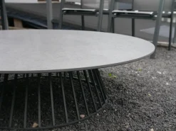 Beistelltisch Grid HPL Standard Gestell Aluminium Anthrazit