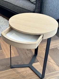 Beistelltisch Harry Platte Eiche Gekälkt Schwarz Gestell Eisenprofil Schwarzanthrazit Geschweißt