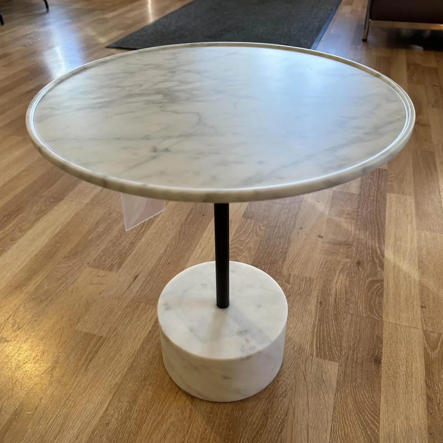 Beistelltisch Marmor Carrara Weiß Stahlgestell Anthrazit