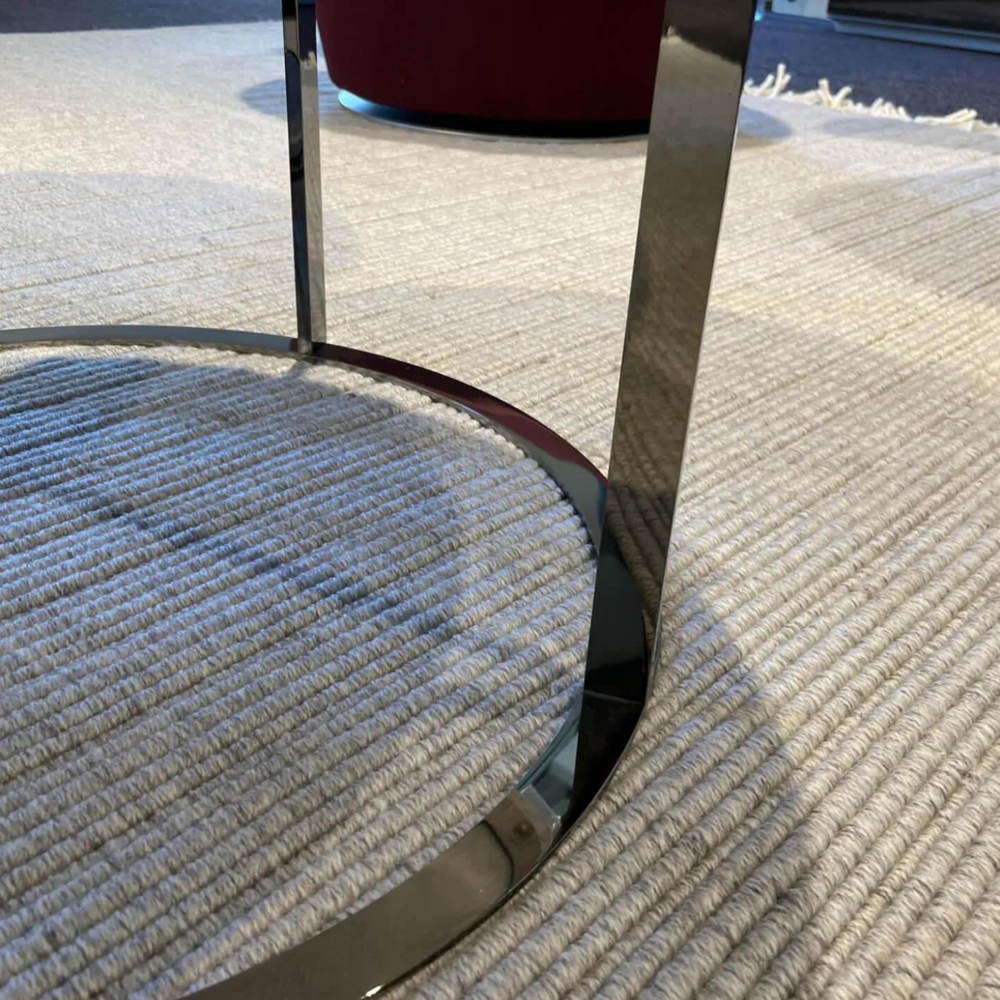 Beistelltisch Mera Durchmesser 39cm Marmor Weiß Gestell Schwarz Verchromt