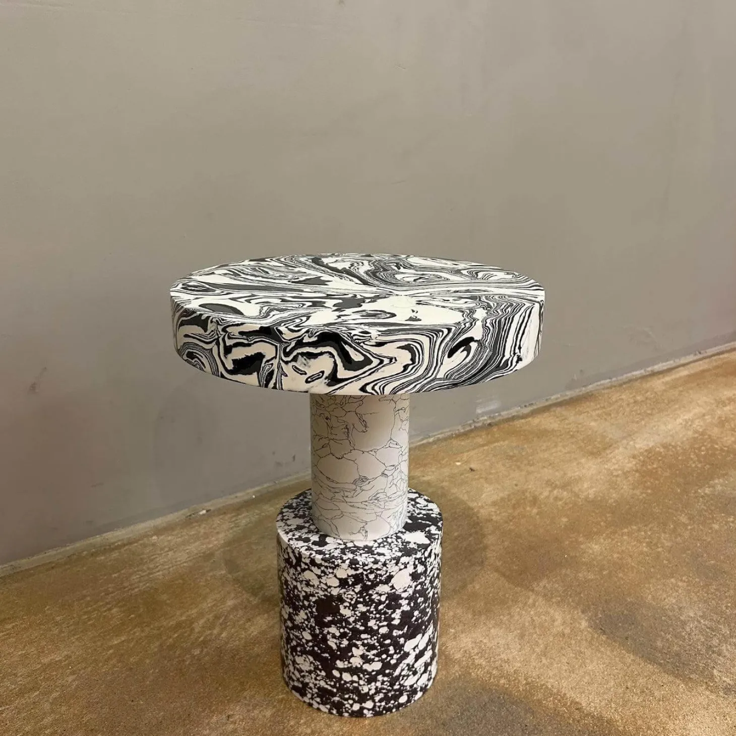 Beistelltisch Siwrl Table Large Marmor Mehrfarbig Weiß Schwarz