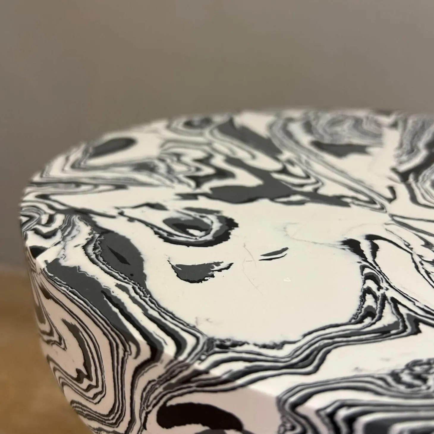 Beistelltisch Siwrl Table Large Marmor Mehrfarbig Weiß Schwarz