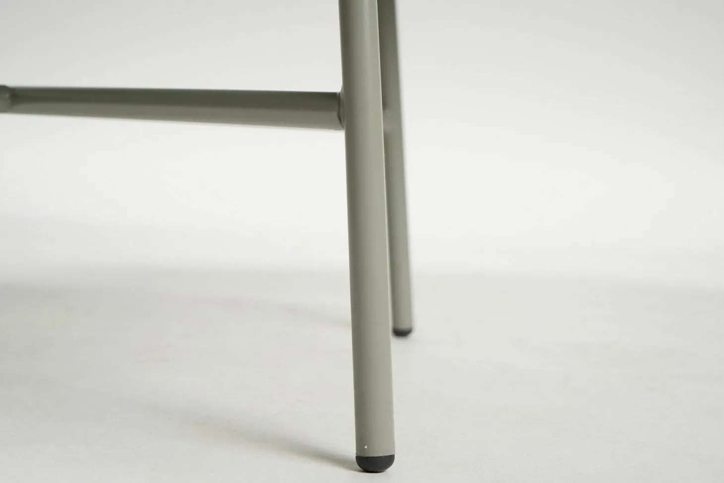 Beistelltisch Tia Maria A MDF Matt Lackiert Steingrau Gestell Stahl