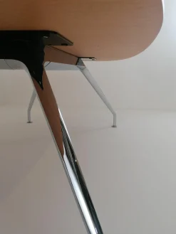 Besprechnungstisch Graph 300/00 Platte Furnier Eiche Natur Lackiert Gestell Glanzverchromt Mit Gleitern