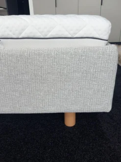 Bett Bezug Stoff Theo Grau Kopfteil Holzpaaneel Mit Matatze Ohne Nachttische