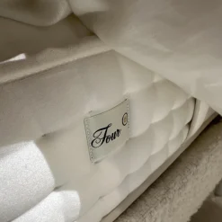 Bett Cleo Origins Complete Stoff Maxim 2130 Wollweiß Füße Metall Weiß Getaucht Inklusive 2 Matratzen