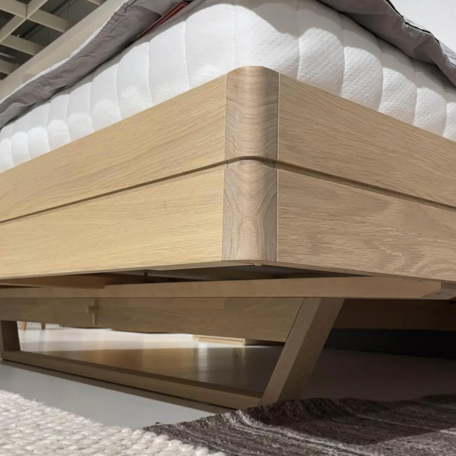 Bett Float Eiche Massiv Naturöl Lederhaupt Naturleder L7 77720 Umbra Grau Ohne Matratze Und Lattenrost