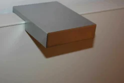 Bett Nocto Plus Lack Kristallweiß M02 mit Matratzen und Rückwandpaneele