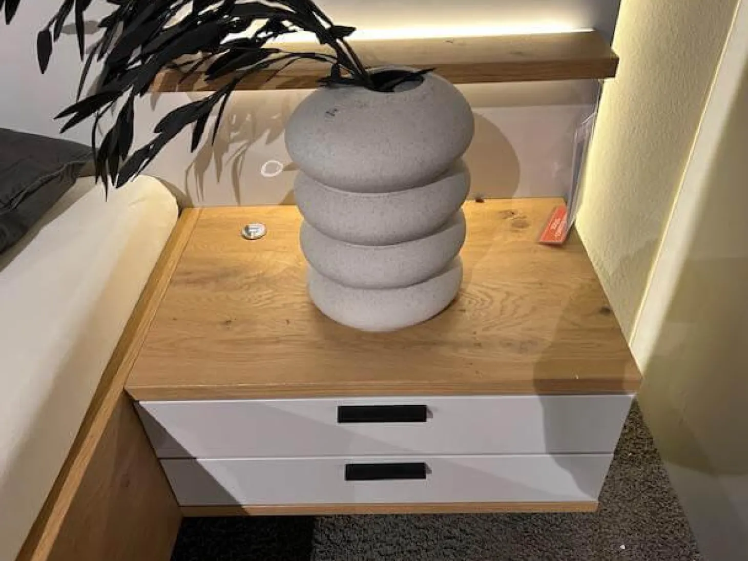 Bett Sonate Korpus Asteiche Furniert Kopfteil Lack Brillantgrau