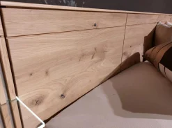 Bettanlage Mira 4 0 Wildeiche Massiv Geölt Designfuß Lack Silber Mit 2 Nachtkonsolen 1 Bettbank Und Beleuchtung Ohne Matratze Ohne Lattenrost