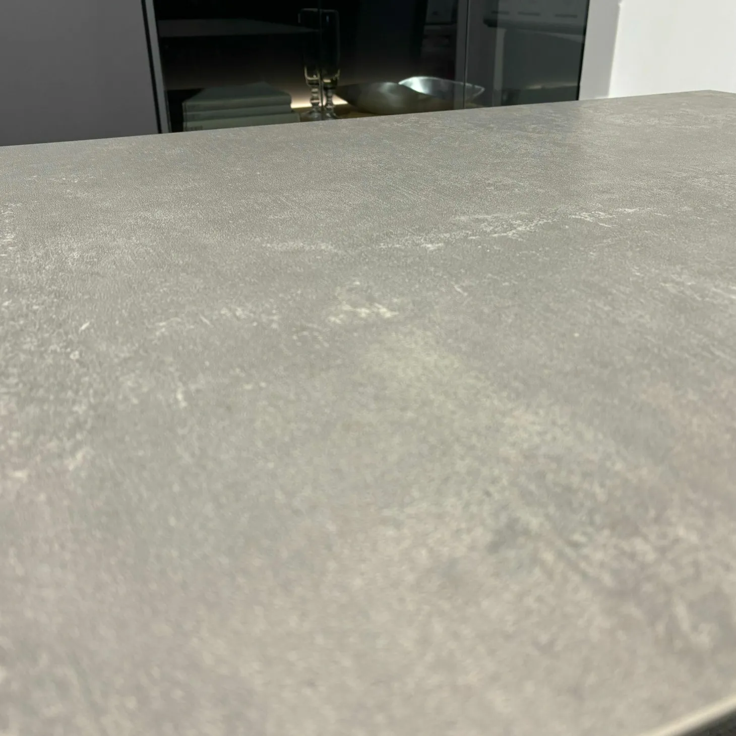 Bistrotisch Bistro P Tischplatte Keramik Focus Piombo Gestell Metall Schwarz