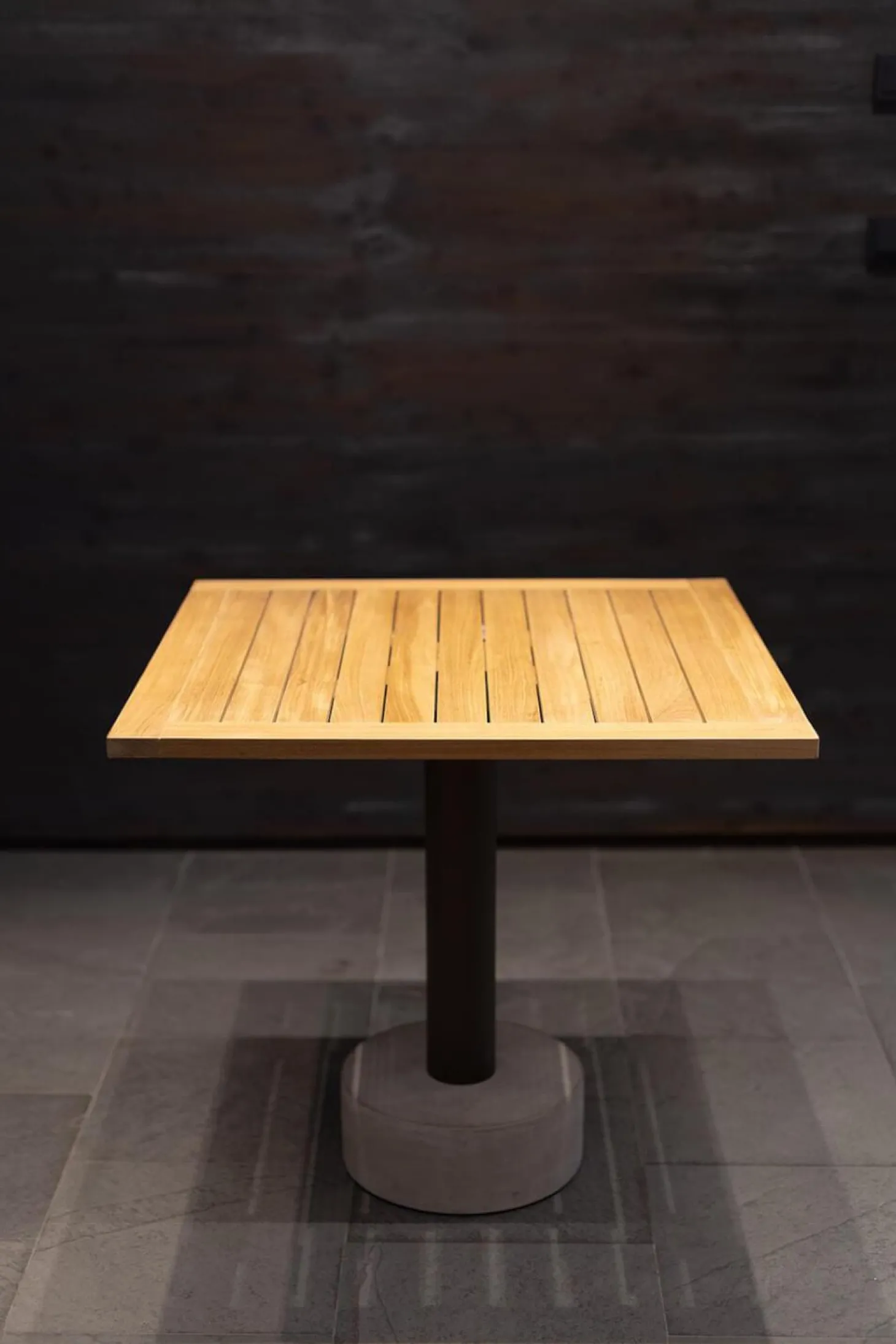 Bistrotisch Roll Platte Teak Gestel 30C Bronze Schwarz