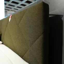 Boxspringbett Atlanta 0514238 Stoff 9153 Grün Kopfteil 3 Steppung Kachel Füße Schwarz Mit Fernbedienung Und Matratze