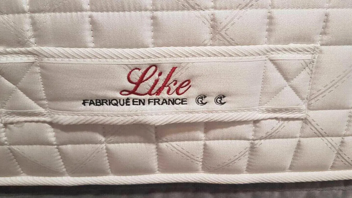 Boxspringbett Set Smart Volant mit 2 Matratzen Omega Spring H17 und Topper