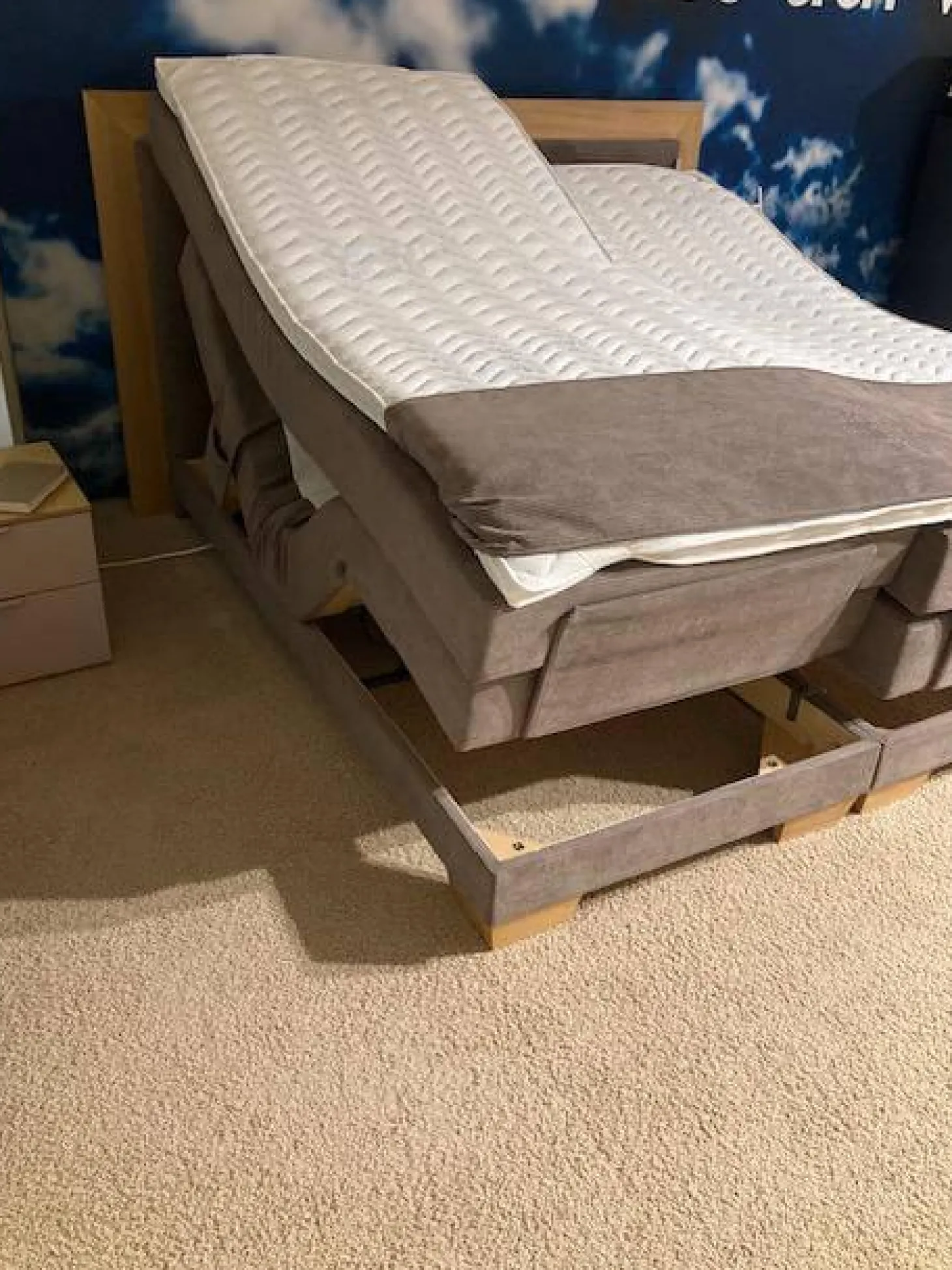 Boxspringbett Taara Stoff Rebel 12 Taupe mit Verstellfunktionen