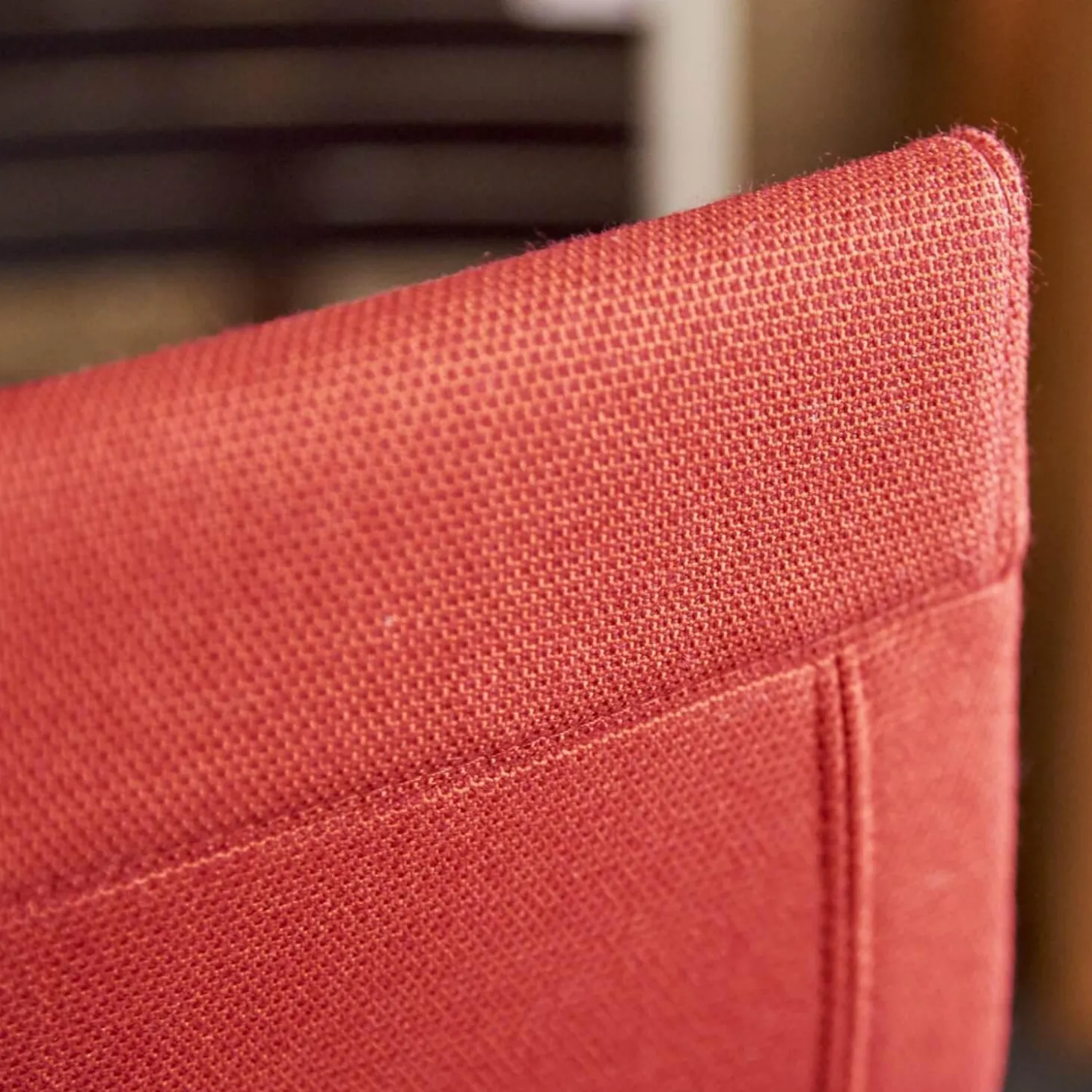 Bürostuhl Valea Elle Bezugsstoff Swing 806 Rot Vierfuß Kreuz Gestell Verchromt Mit Hohem Rücken