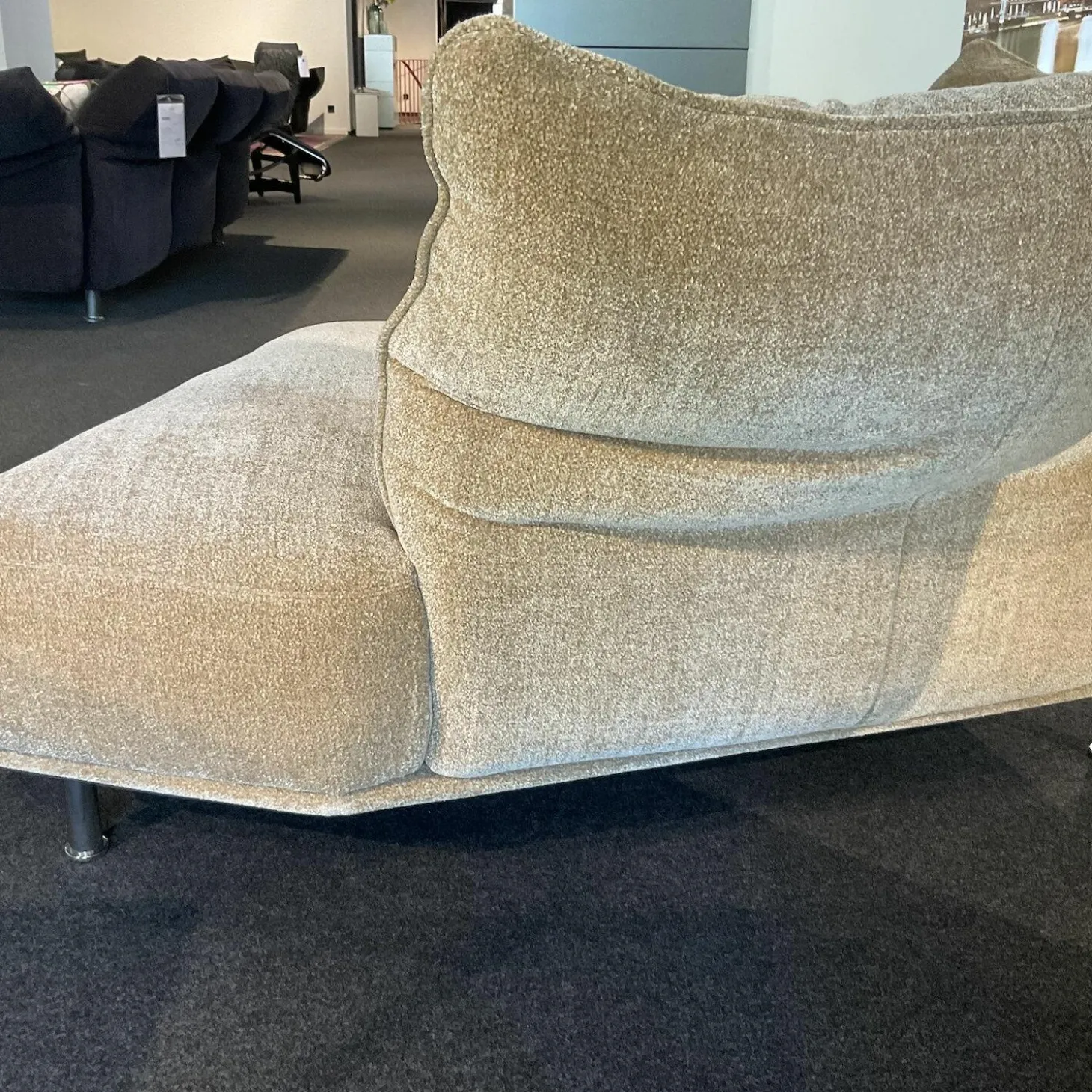 Chaiselongue Standalto Stoff T8575-33 Creme Füße Paladium Metall