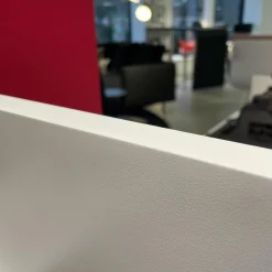 Chart Trennwand Regal Und Arbeitstisch Dunkelrot Hellrot White Mit Steckdose