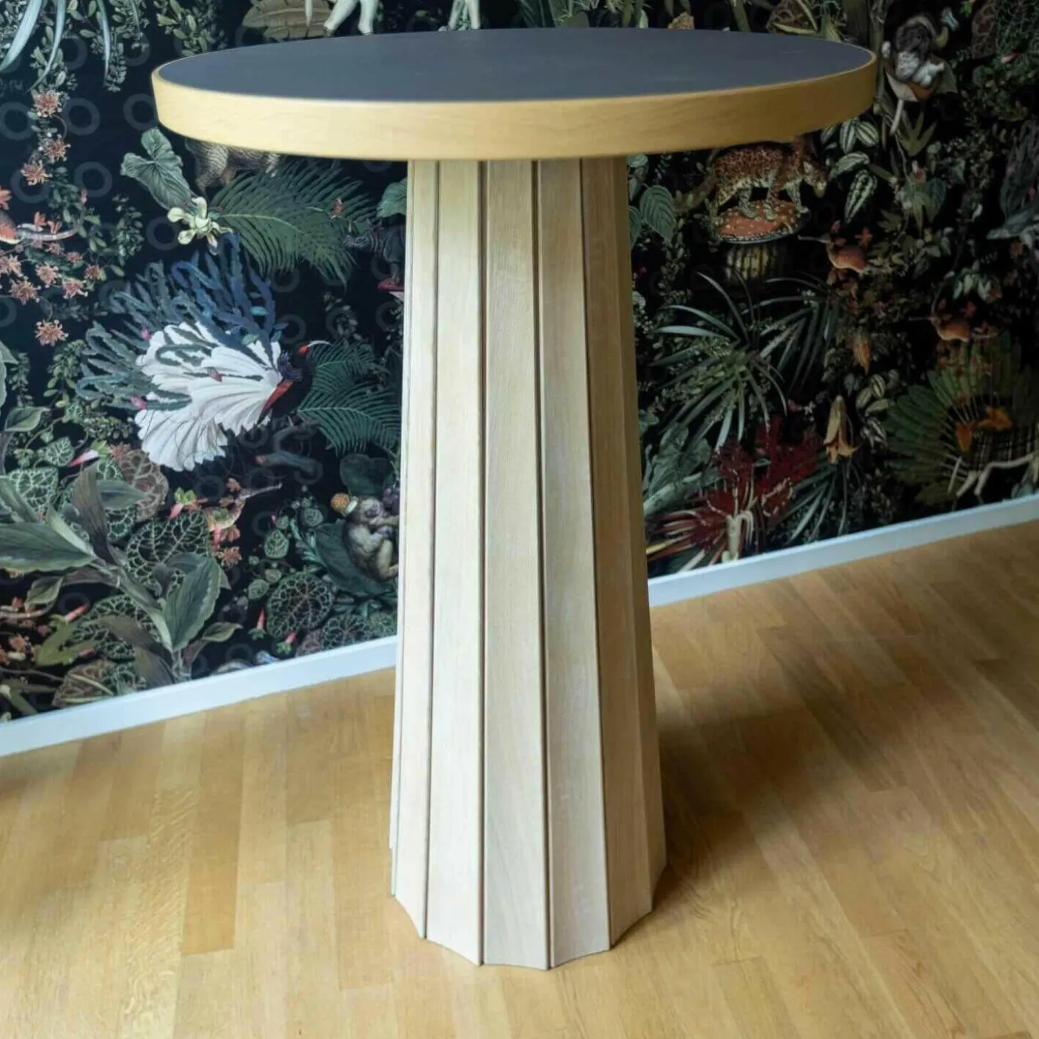 Container Table Bodhi Platte Lino Mauve Sockelhülle Eiche Weiß Lackiert