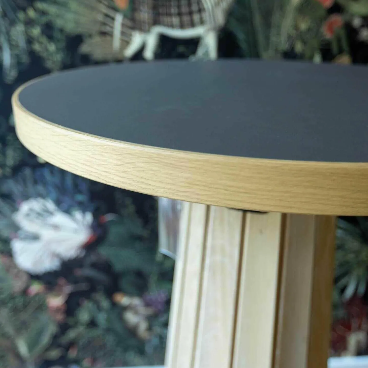 Container Table Bodhi Platte Lino Mauve Sockelhülle Eiche Weiß Lackiert