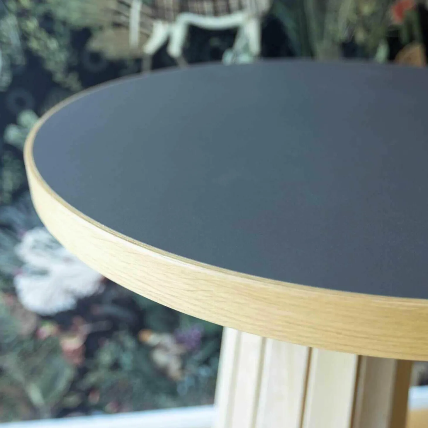 Container Table Bodhi Platte Lino Mauve Sockelhülle Eiche Weiß Lackiert