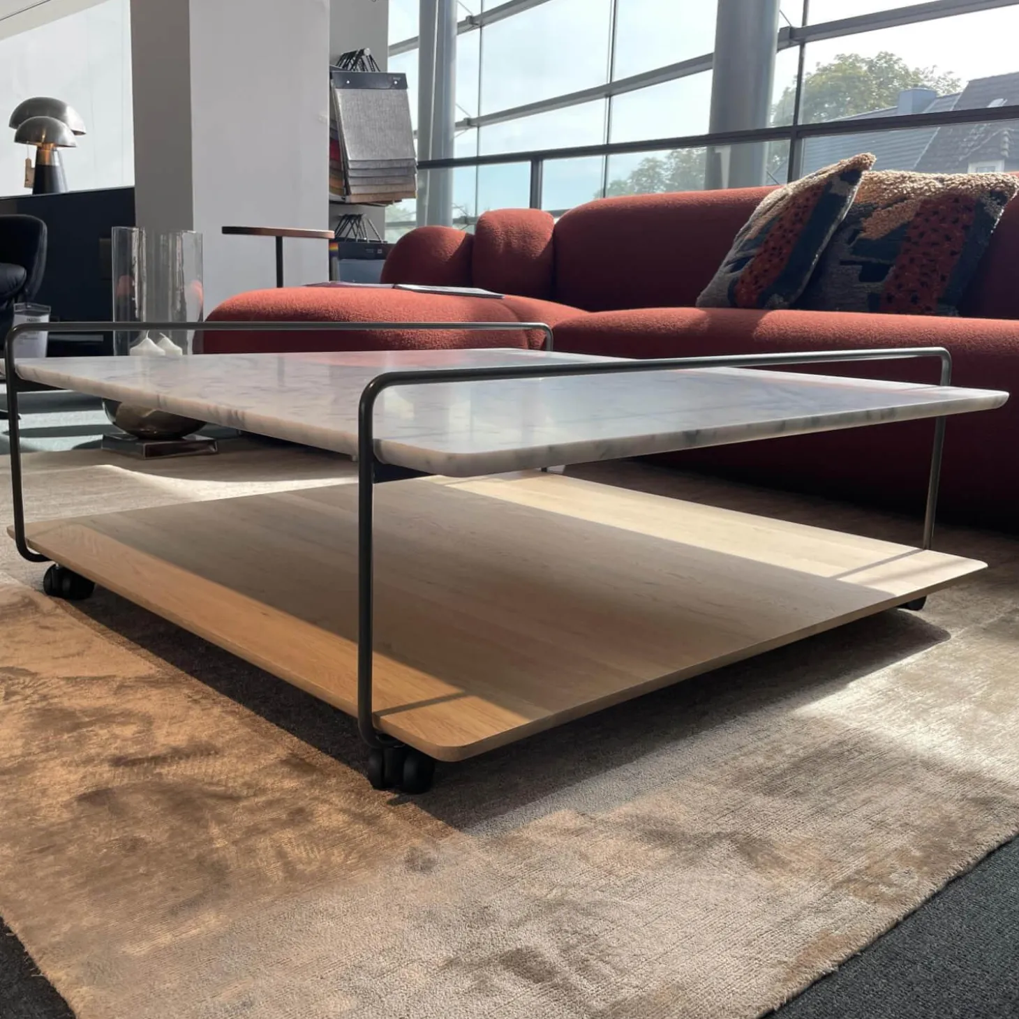 Couchtisch 931-542 Carrara Geledert Und Eiche Gestell Glatt Lackiert Matt Umbragrau