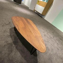 Couchtisch 02061 Malin Platte Nussbaum Natur Geölt Metallbeine Schwarz