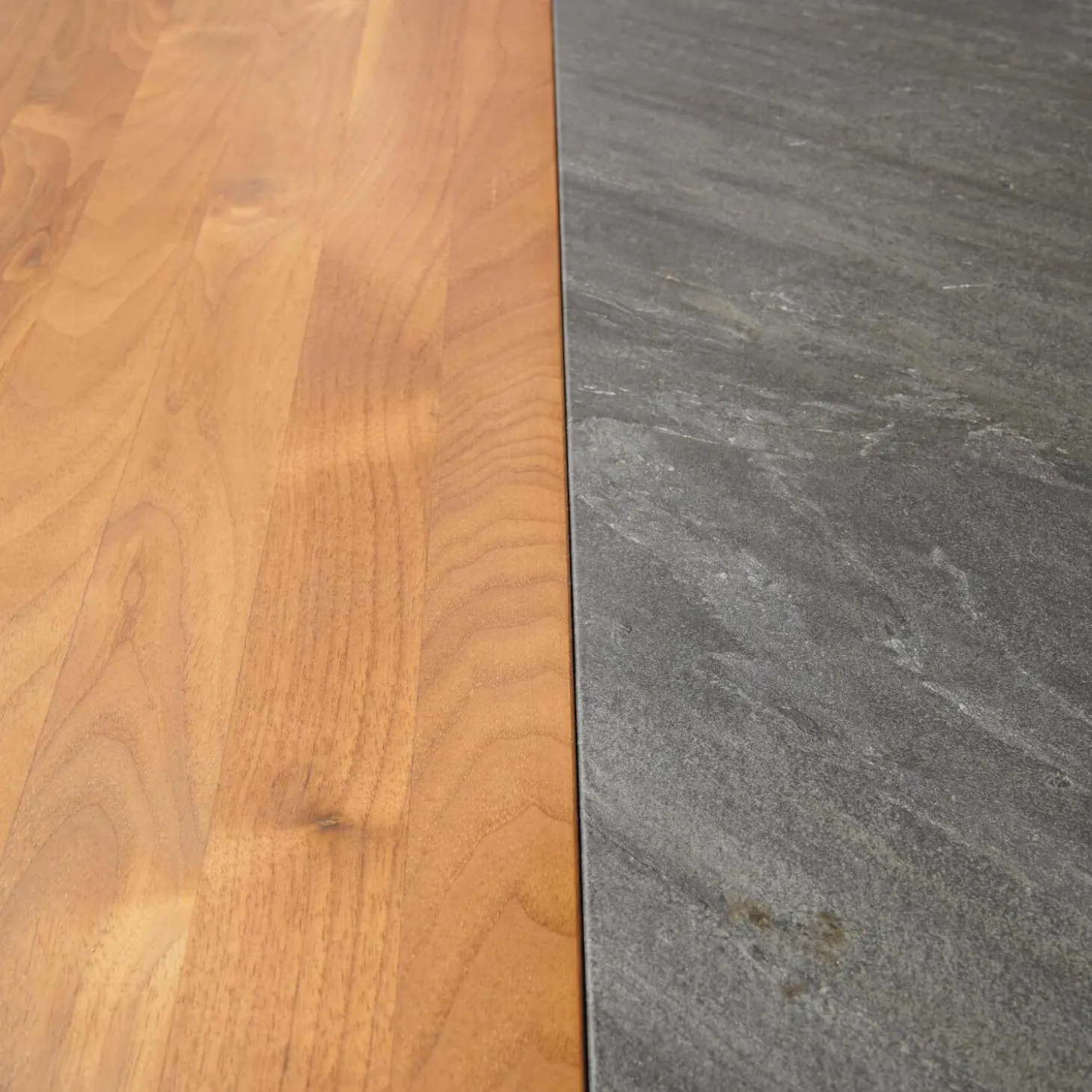 Couchtisch 985-213 Tischplatten Nussbaum Amerikanisch Und Echtsteinfurnier Schiefer Gestell Stahl Schwarz Brilliant