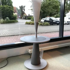 Couchtisch Calumet White Alu mit integrierter Lampe