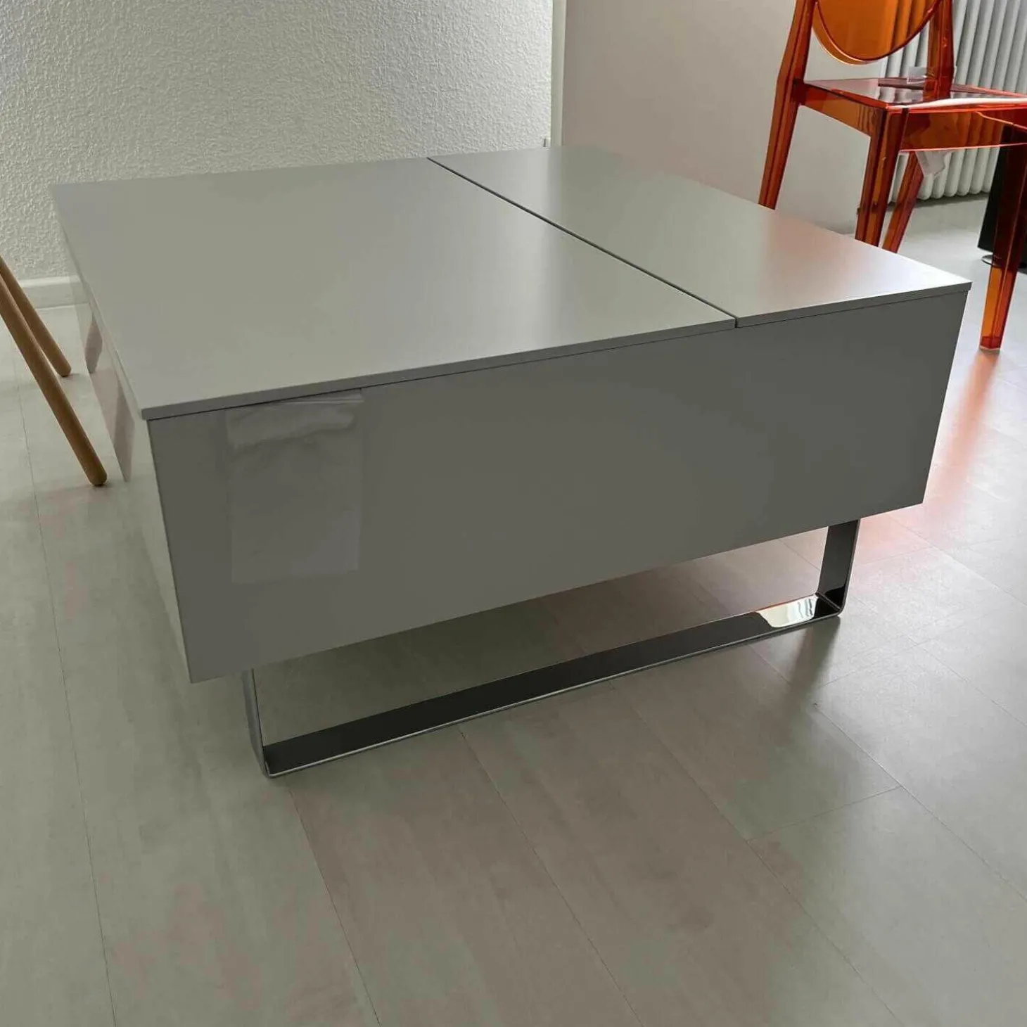 Couchtisch Conseta MDF Lack Platin M14 Metallkufe Verchromt Mit Klappe
